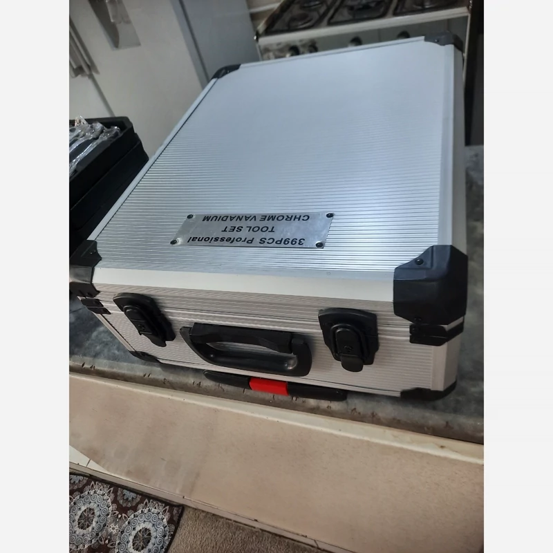 جعبه ابزار کامل چهار طبقه بی نقس و کامل